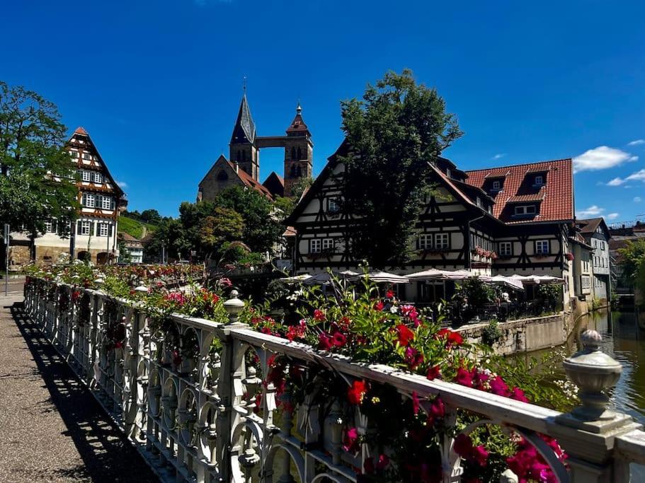 Nah Zur S-Bahn Und Altstadt اسلنغن المظهر الخارجي الصورة