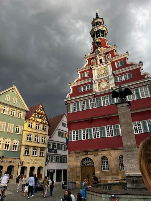 Nah Zur S-Bahn Und Altstadt اسلنغن المظهر الخارجي الصورة